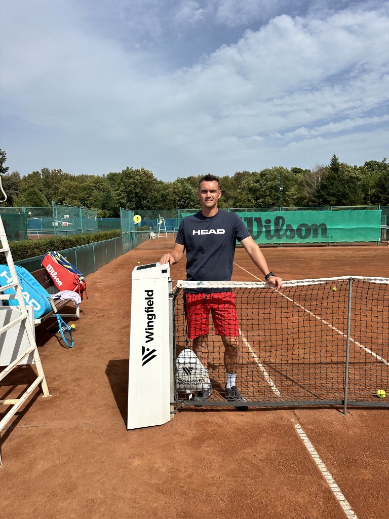 Jan Perutka on a clay court